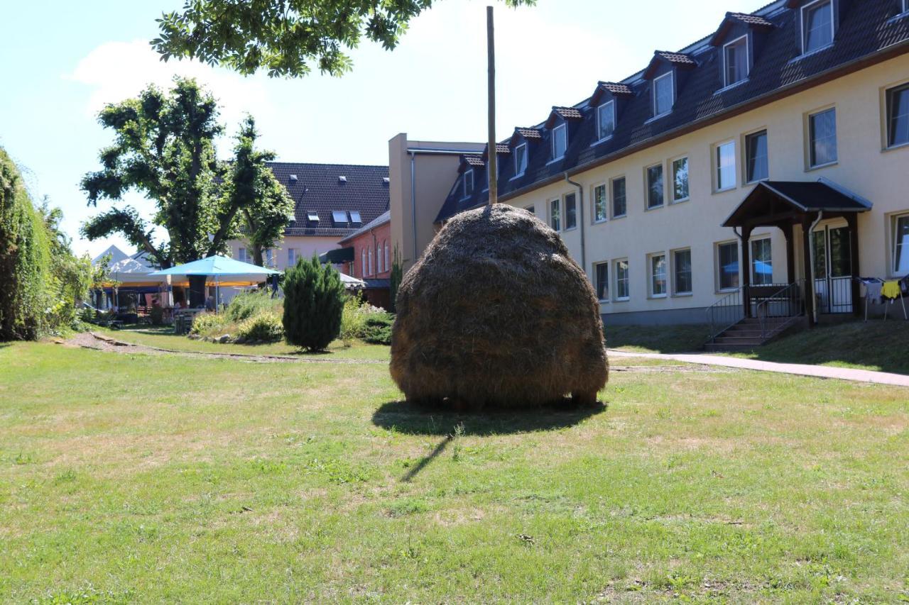 Radduscher Hafen Vetschau Buitenkant foto