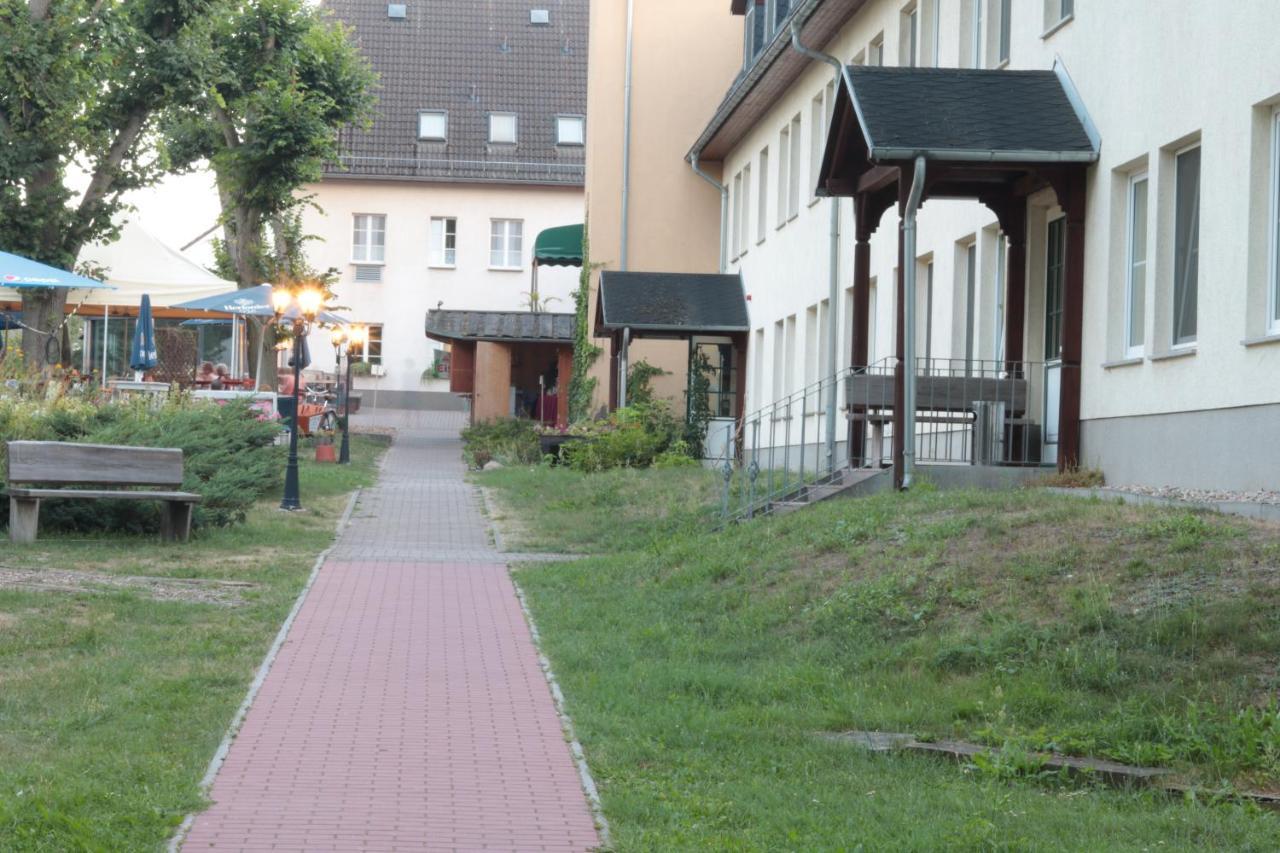 Radduscher Hafen Vetschau Buitenkant foto